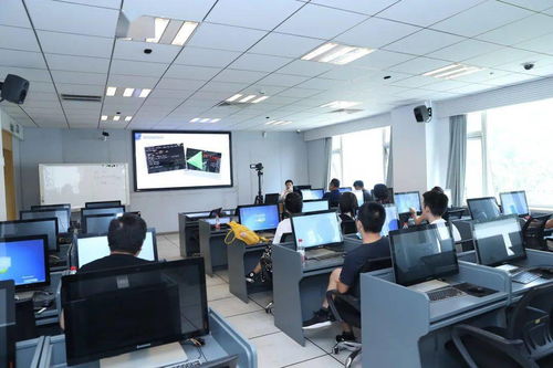 提升教师信息素养，以模块化编程与影视技术培训驱动学校人工智能发展