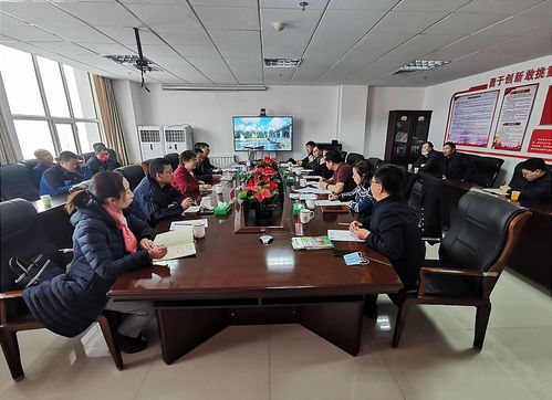 伊旗开展大豆玉米带状复合种植与影视专业技术专题培训