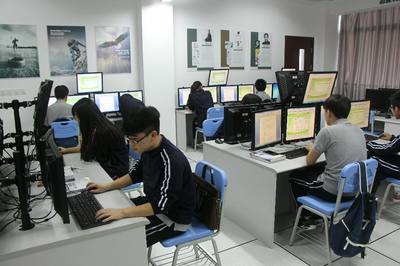 初中毕业生如何有效开展影视多媒体专业技术培训